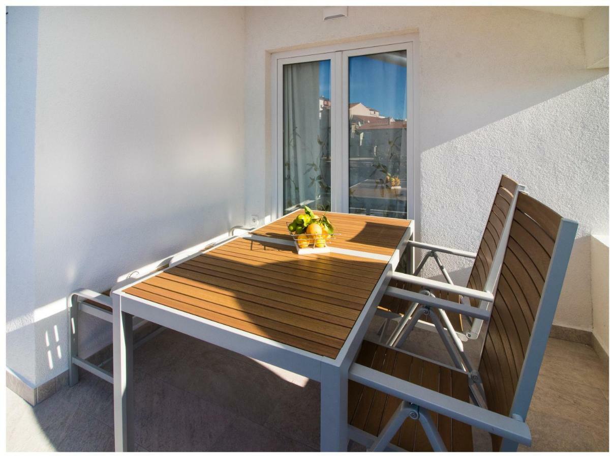 Apartman Sissy Примоштен Экстерьер фото